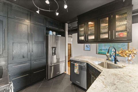 Tiny photo for 110 Ottawa Street #2e, Toledo, OH 43604 (MLS # 10011061)