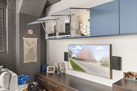 Tiny photo for 110 Ottawa Street #2e, Toledo, OH 43604 (MLS # 10011061)