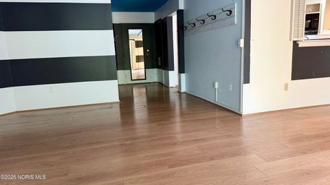 Tiny photo for 3407 Oak Alley Court #Unit 203, Toledo, OH 43606 (MLS # 10000293)