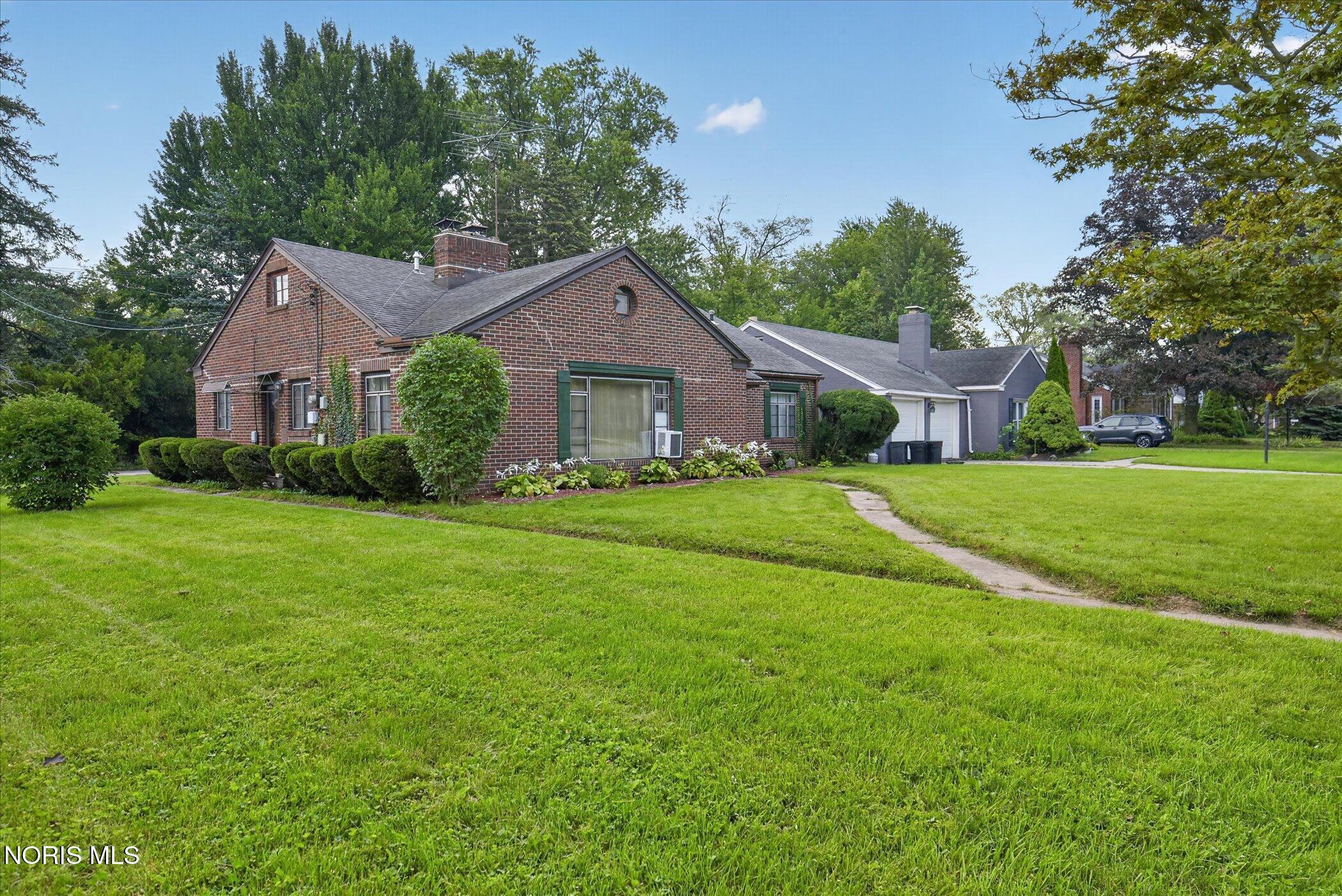 3728 Indian Road