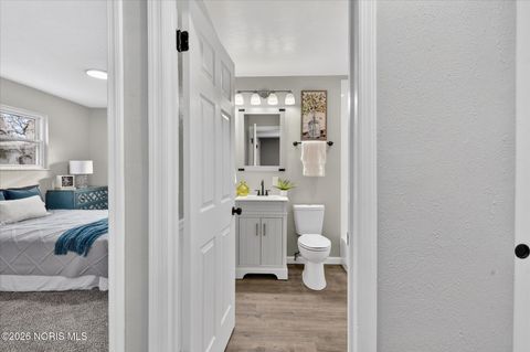 Tiny photo for 250 Bonaparte Drive, Toledo, OH 43615 (MLS # 10003076)