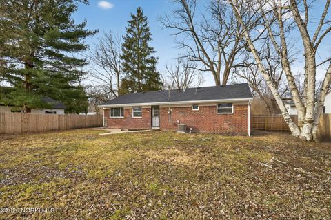 Tiny photo for 250 Bonaparte Drive, Toledo, OH 43615 (MLS # 10003076)