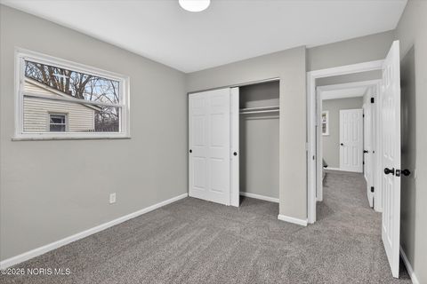 Tiny photo for 250 Bonaparte Drive, Toledo, OH 43615 (MLS # 10003076)