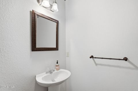 Tiny photo for 8828 Cedar Bend Road, Sylvania, OH 43560 (MLS # 10005417)