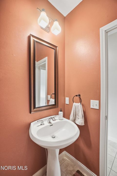 Tiny photo for 8828 Cedar Bend Road, Sylvania, OH 43560 (MLS # 10005417)