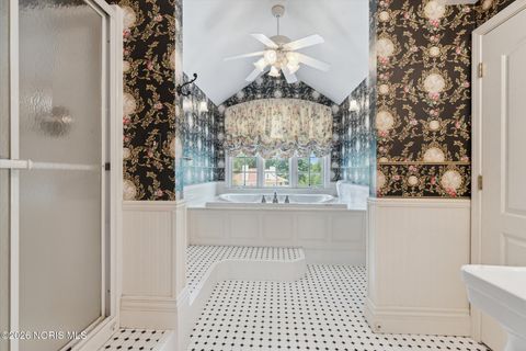 Tiny photo for 3614 Edgevale Road, Ottawa Hills, OH 43606 (MLS # 10003828)