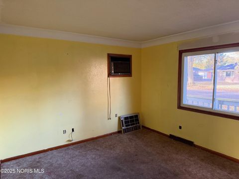 Tiny photo for 6022 Clover Lane, Toledo, OH 43623 (MLS # 10000648)