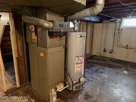 Tiny photo for 6022 Clover Lane, Toledo, OH 43623 (MLS # 10000648)