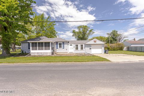 Photo of 4902 Roywood Road, Toledo, OH 43613 (MLS # 10007649)