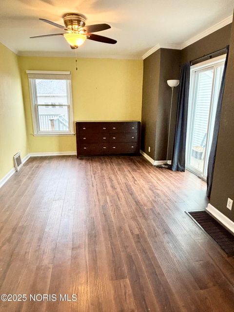 Tiny photo for 5149 Bayshore Road, Oregon, OH 43616 (MLS # 10002526)