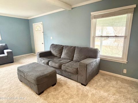 Tiny photo for 5149 Bayshore Road, Oregon, OH 43616 (MLS # 10002526)