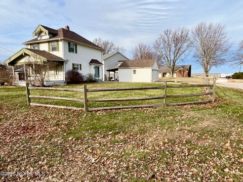 Tiny photo for 5149 Bayshore Road, Oregon, OH 43616 (MLS # 10002526)