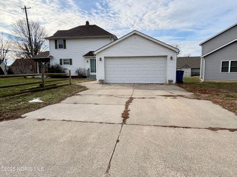 Tiny photo for 5149 Bayshore Road, Oregon, OH 43616 (MLS # 10002526)