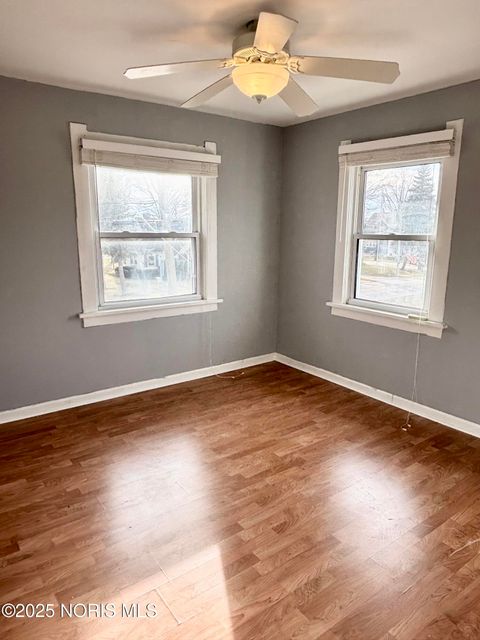 Tiny photo for 5149 Bayshore Road, Oregon, OH 43616 (MLS # 10002526)