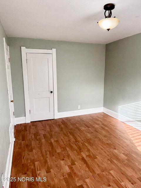 Tiny photo for 5149 Bayshore Road, Oregon, OH 43616 (MLS # 10002526)