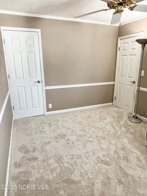 Tiny photo for 5149 Bayshore Road, Oregon, OH 43616 (MLS # 10002526)