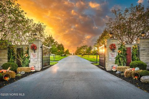 Photo of 7019 Red Hawk Drive # 9 & 10, Findlay, OH 45840 (MLS # 10001232)