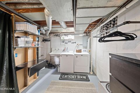 Tiny photo for 903 Lochhaven Boulevard, Maumee, OH 43537 (MLS # 10006065)