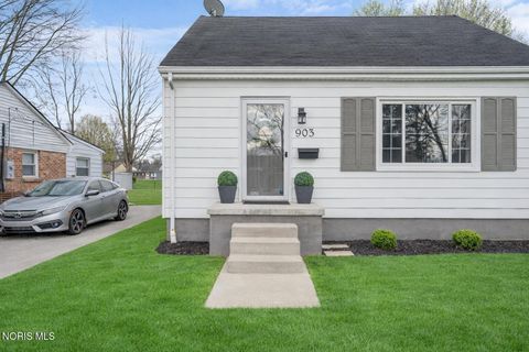 Tiny photo for 903 Lochhaven Boulevard, Maumee, OH 43537 (MLS # 10006065)