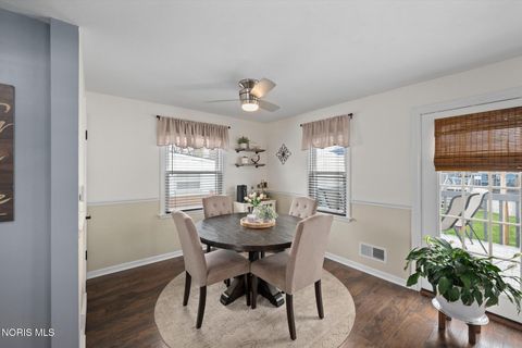 Tiny photo for 903 Lochhaven Boulevard, Maumee, OH 43537 (MLS # 10006065)