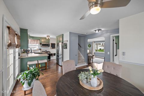 Tiny photo for 903 Lochhaven Boulevard, Maumee, OH 43537 (MLS # 10006065)