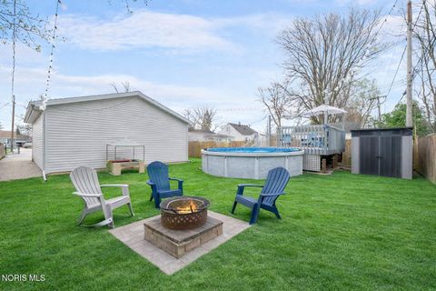 Tiny photo for 903 Lochhaven Boulevard, Maumee, OH 43537 (MLS # 10006065)