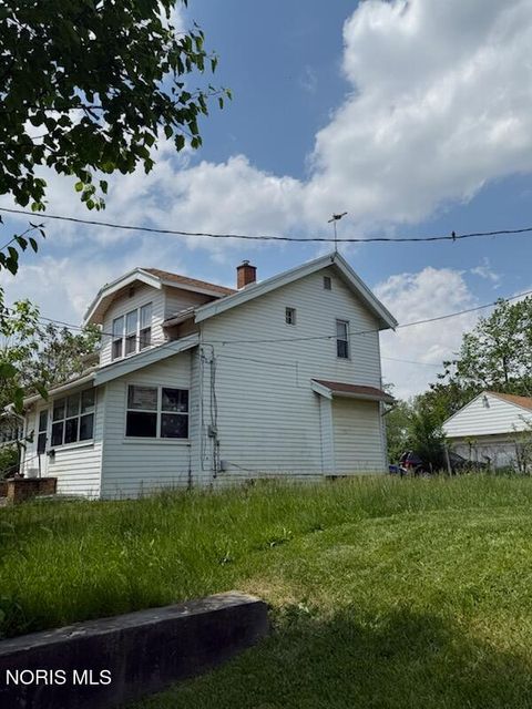 Tiny photo for 1766 Macomber Street, Toledo, OH 43606 (MLS # 10008005)