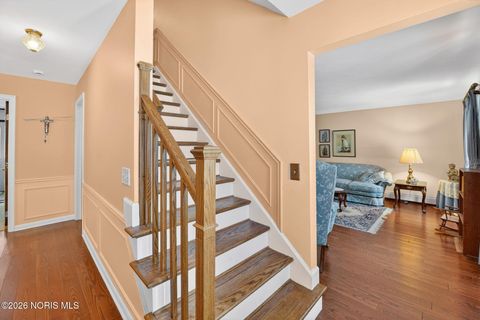 Tiny photo for 4671 Valley Ridge Court, Toledo, OH 43614 (MLS # 10003535)