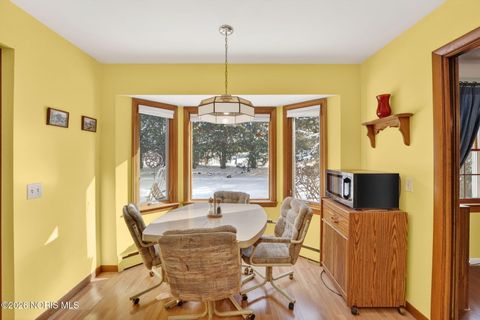 Tiny photo for 4671 Valley Ridge Court, Toledo, OH 43614 (MLS # 10003535)