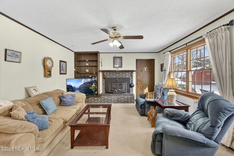 Tiny photo for 4671 Valley Ridge Court, Toledo, OH 43614 (MLS # 10003535)