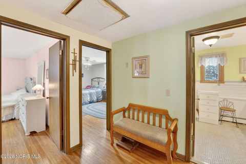 Tiny photo for 4671 Valley Ridge Court, Toledo, OH 43614 (MLS # 10003535)