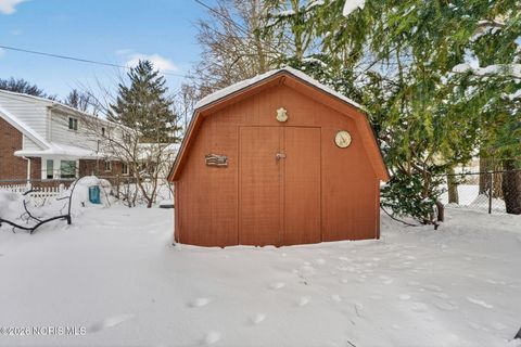 Tiny photo for 4671 Valley Ridge Court, Toledo, OH 43614 (MLS # 10003535)