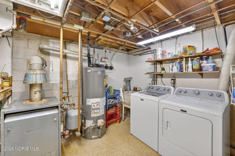 Tiny photo for 4671 Valley Ridge Court, Toledo, OH 43614 (MLS # 10003535)