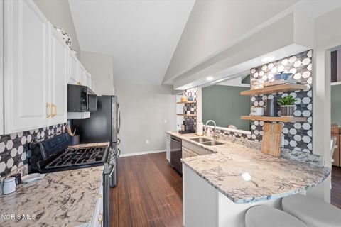 Tiny photo for 1795 Arrow Lane, Perrysburg, OH 43551 (MLS # 10006867)