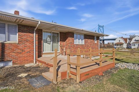 Tiny photo for 611 Miami Street, Toledo, OH 43605 (MLS # 10004552)