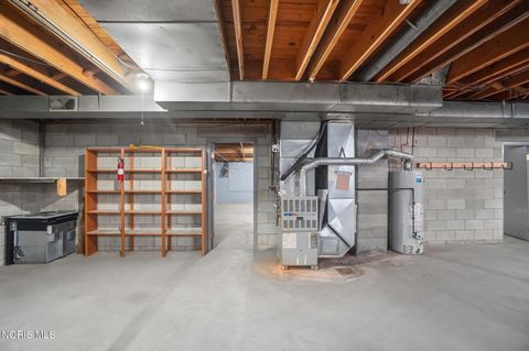 Tiny photo for 611 Miami Street, Toledo, OH 43605 (MLS # 10004552)