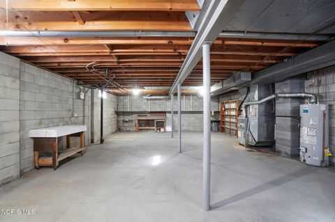 Tiny photo for 611 Miami Street, Toledo, OH 43605 (MLS # 10004552)