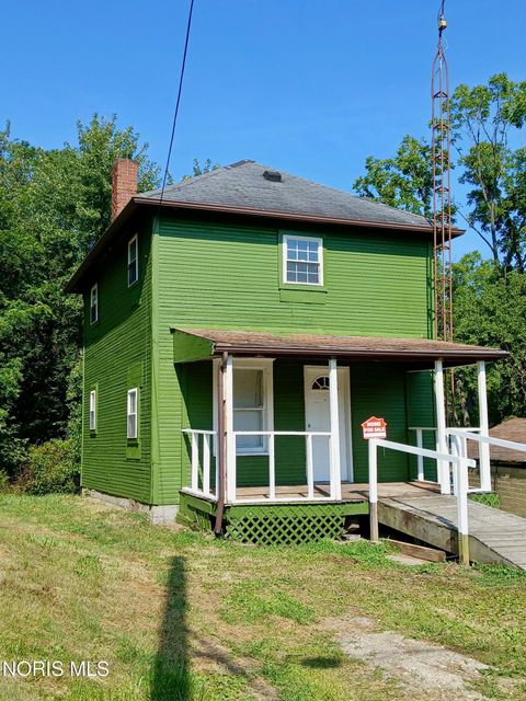 Photo of 432 Johnson Avenue, Other, OH 44601 (MLS # 10004278)