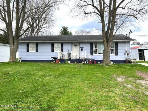 Homes For Sale - 387 S Warpole Street<br/> Upper Sandusky, OH 43351