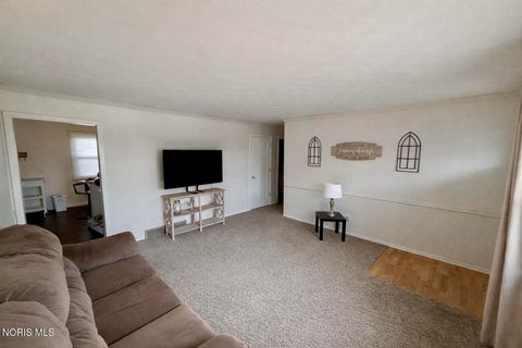 Tiny photo for 410 Overlook Drive, Waterville, OH 43566 (MLS # 10005344)