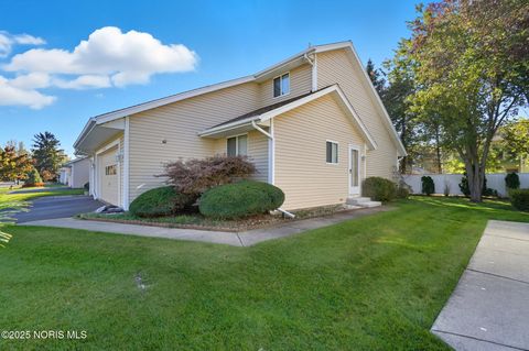 Tiny photo for 6955 Dorr Street #25, Toledo, OH 43615 (MLS # 10000290)