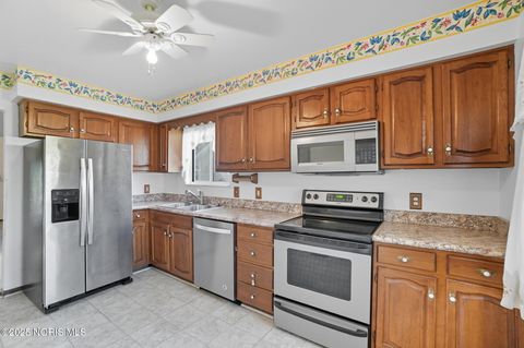 Tiny photo for 6955 Dorr Street #25, Toledo, OH 43615 (MLS # 10000290)