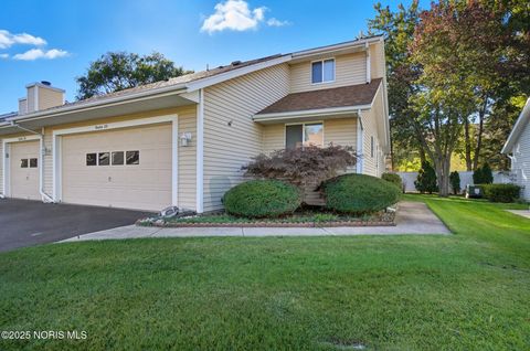 Photo of 6955 Dorr Street #25, Toledo, OH 43615 (MLS # 10000290)