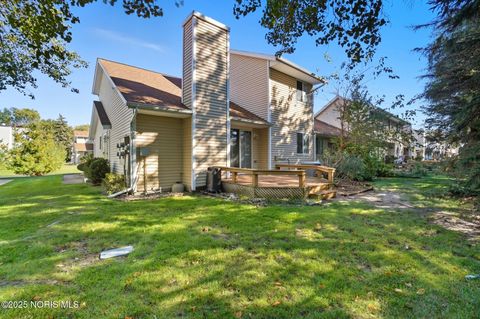 Tiny photo for 6955 Dorr Street #25, Toledo, OH 43615 (MLS # 10000290)