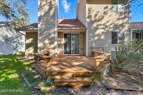 Tiny photo for 6955 Dorr Street #25, Toledo, OH 43615 (MLS # 10000290)