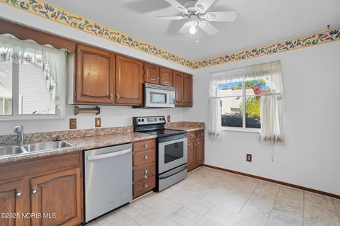 Tiny photo for 6955 Dorr Street #25, Toledo, OH 43615 (MLS # 10000290)