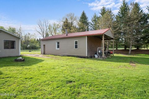 Tiny photo for 3267 County Road 1, Swanton, OH 43558 (MLS # 10006951)