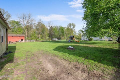 Tiny photo for 3267 County Road 1, Swanton, OH 43558 (MLS # 10006951)