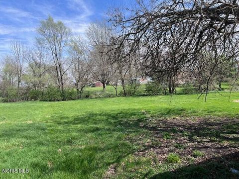 Tiny photo for 125 N Park Drive, McComb, OH 45858 (MLS # 10006383)