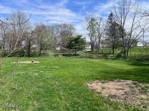 Tiny photo for 125 N Park Drive, McComb, OH 45858 (MLS # 10006383)